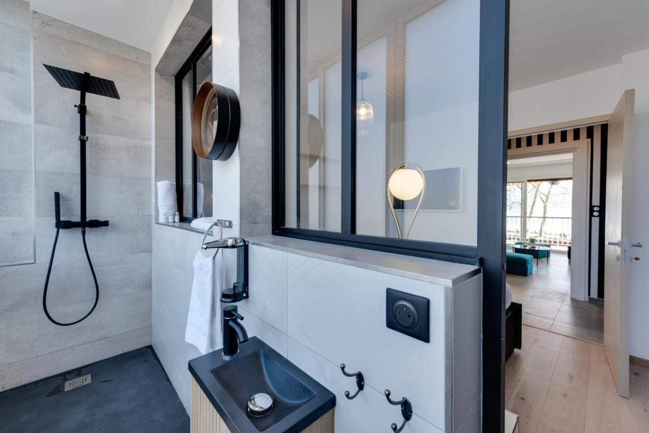 Swan Lake - Design Apartment Facing Lake Annecy Buitenkant foto